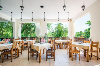 ARKUTINO FAMILY RESORT - RESTAURANTS